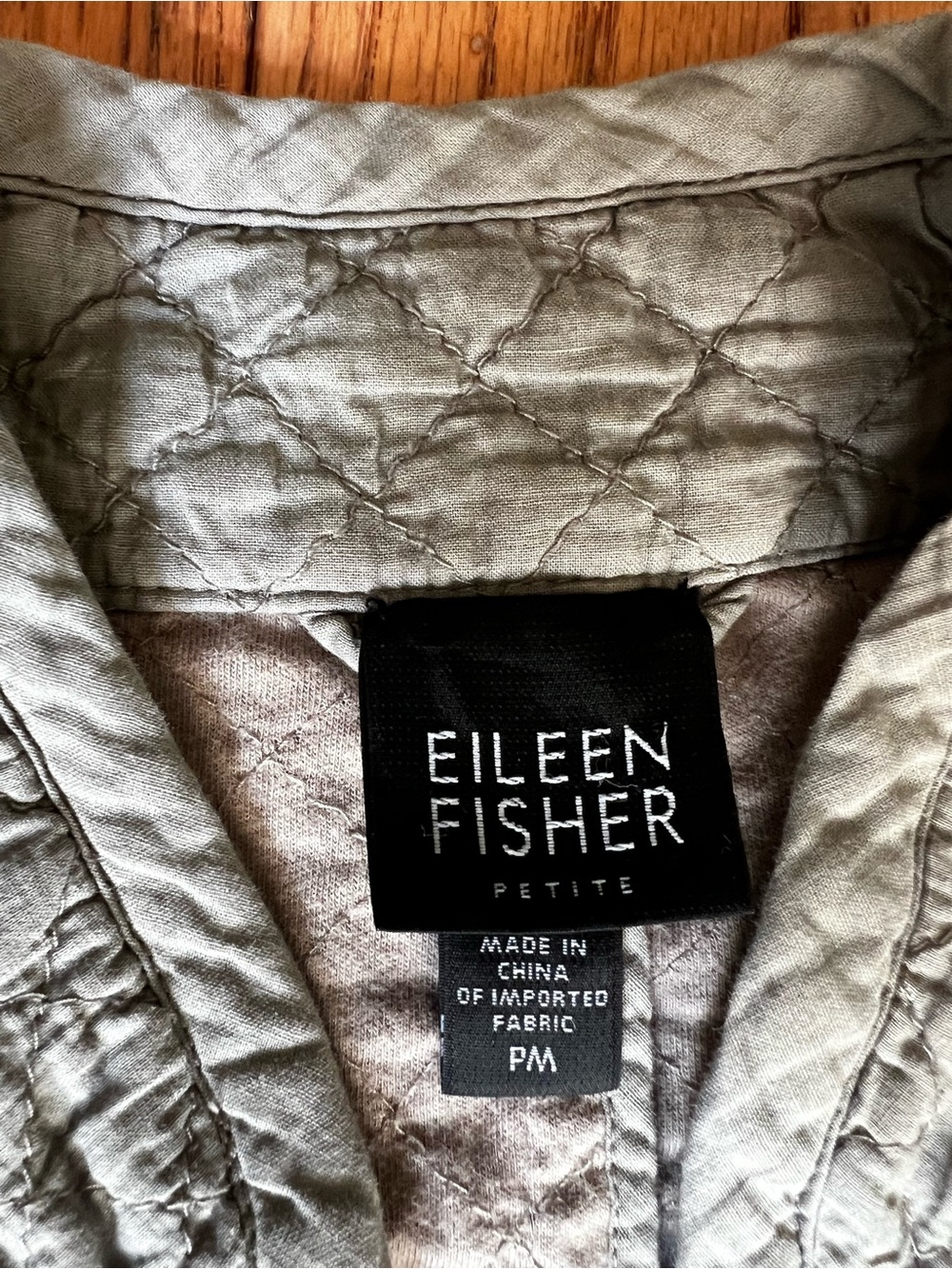 Eileen Fisher Textured Quilted Jacket Taupe Snap Front MP - Picture 5 of 12